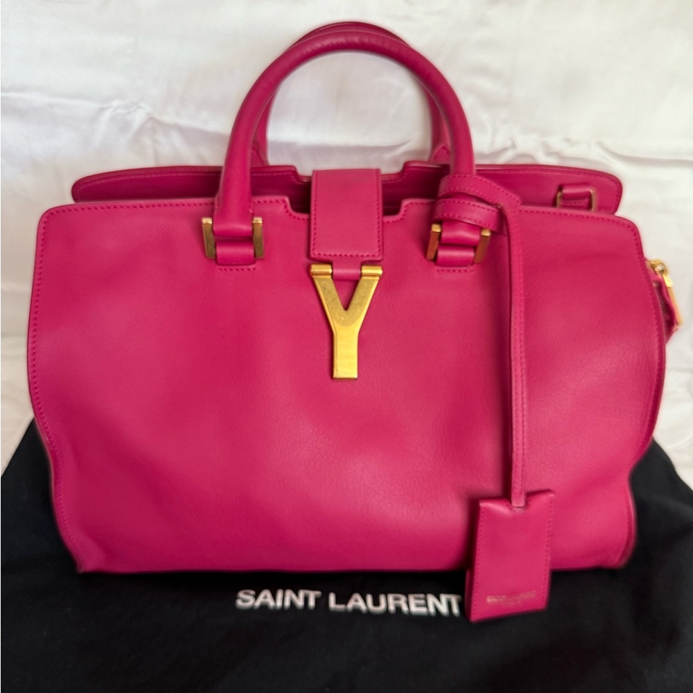 Saint Laurent Fuchsia Leather Satchel
Pre loved